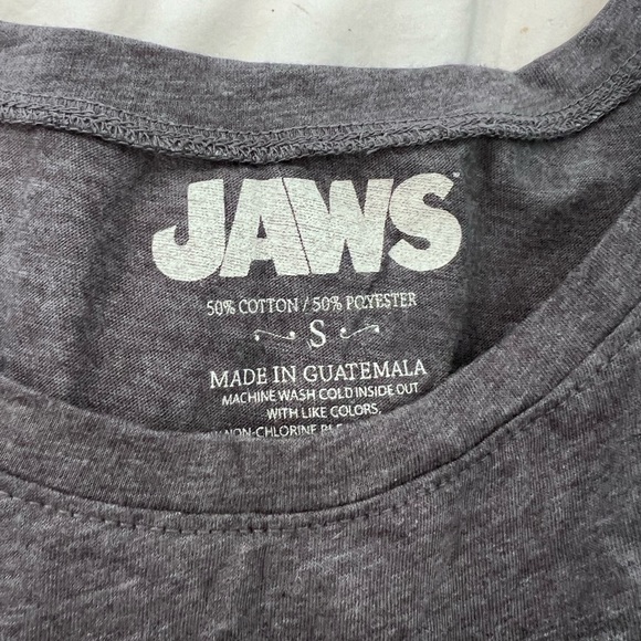 JAWS sleeveless tank top - Picture 2 of 2